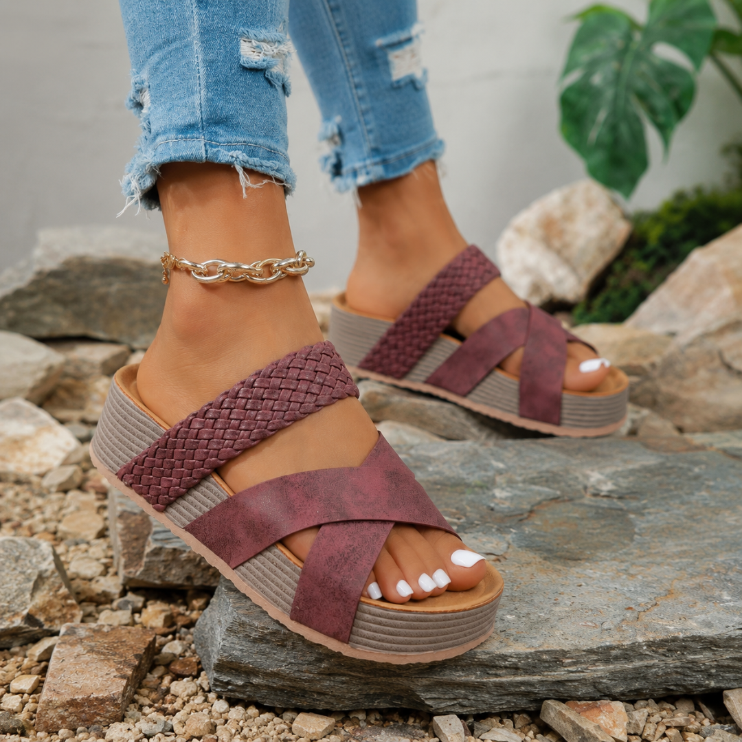 Sandalias de Cuña con Tiras Cruzadas®