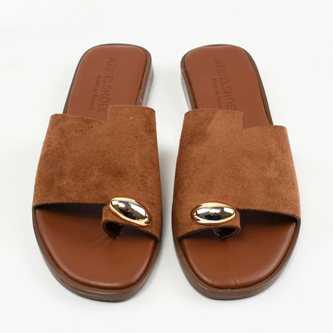 Sandalias Planas con Detalle Metálico