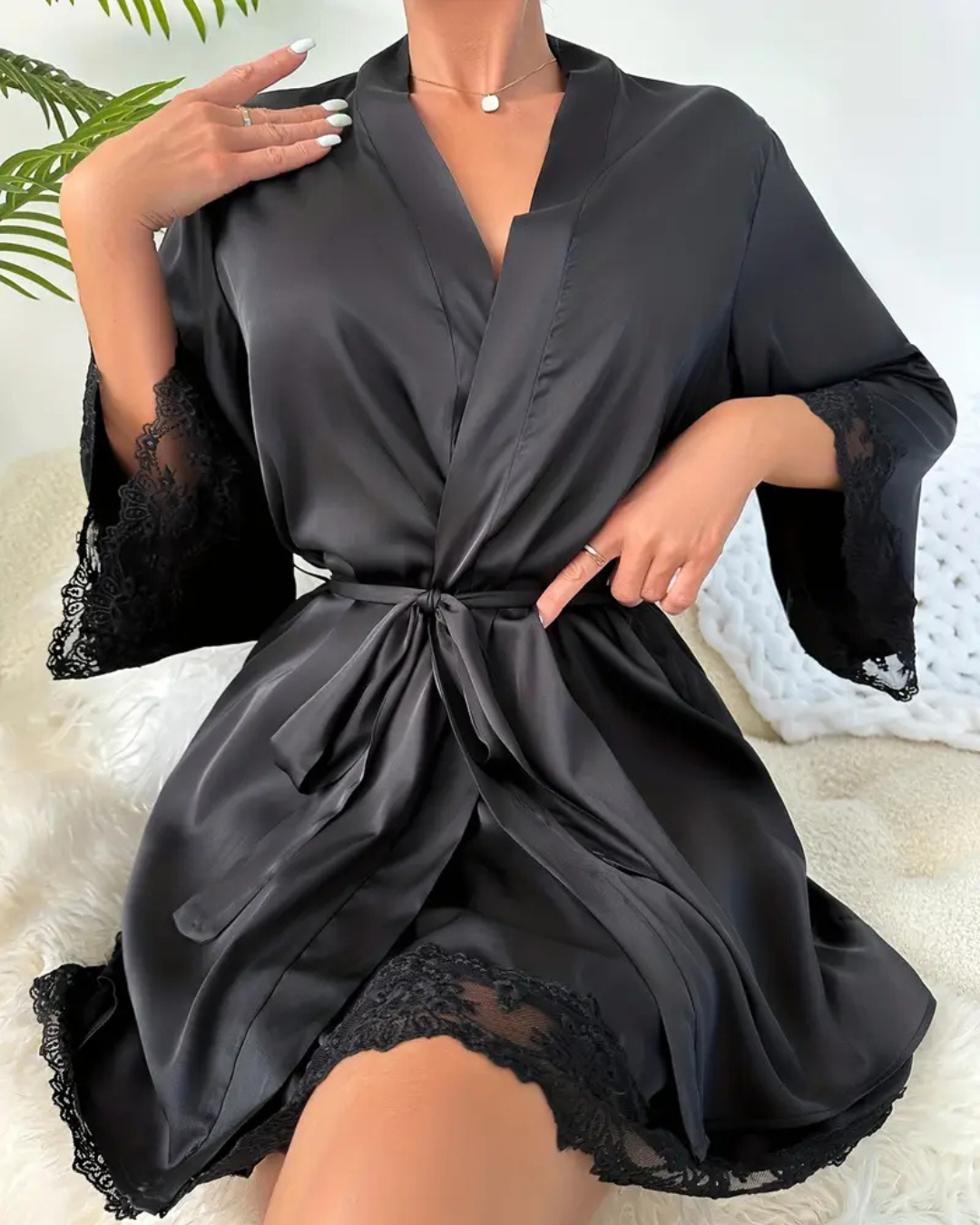 Pijama de Satén con Encaje para Mujer