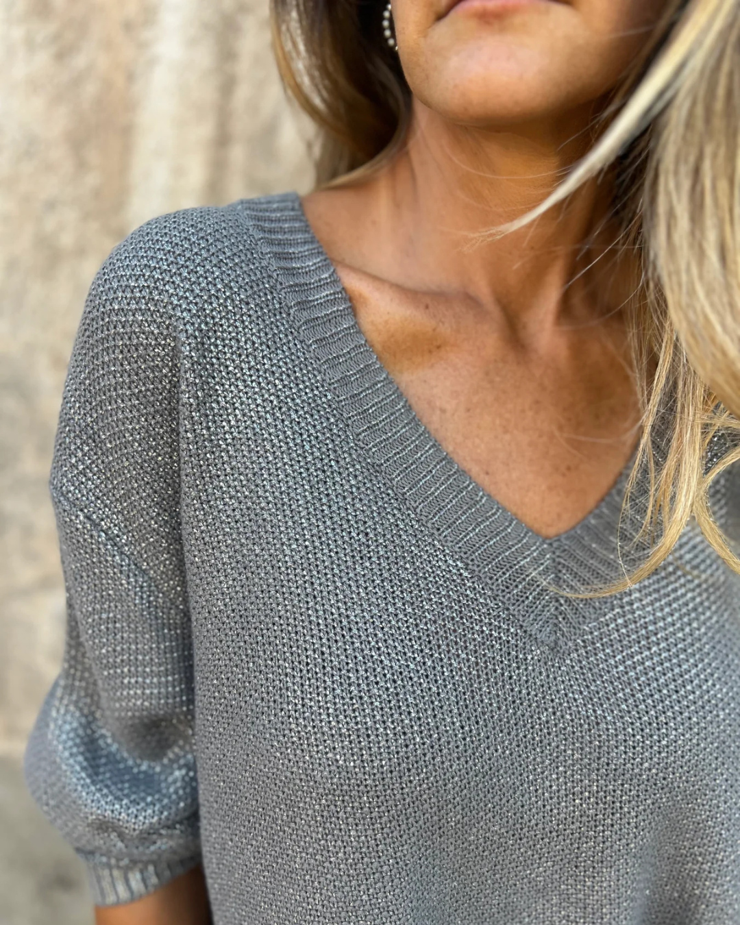 Jersey de Punto Brillante con Cuello en V para Mujer®