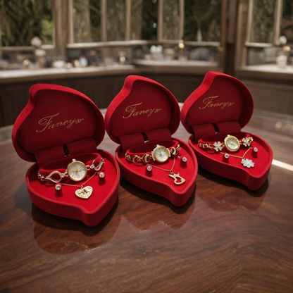 Elegante Conjunto de Joyería Dorada con Estuche de Corazón