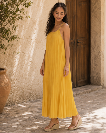 Vestido Largo Plisado de Tirantes