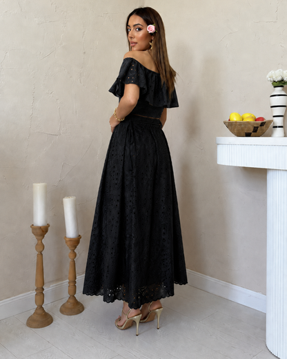 Conjunto Bordado de Top Bardot y Falda Larga®