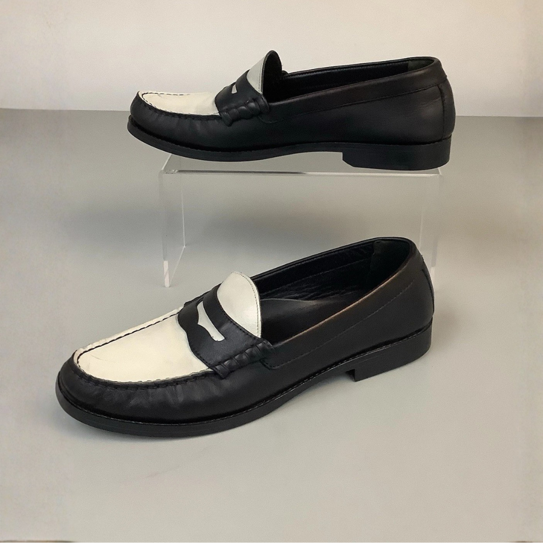 Mocasines Clásicos con Contraste Elegante