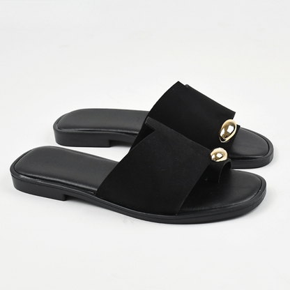 Sandalias Planas con Detalle Metálico