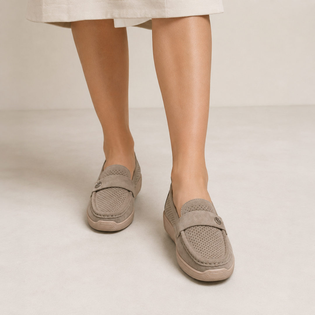 Mocasines Perforados con Suela Ergonómica