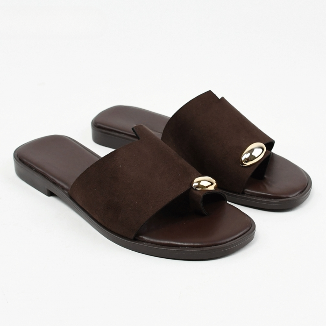 Sandalias Planas con Detalle Metálico