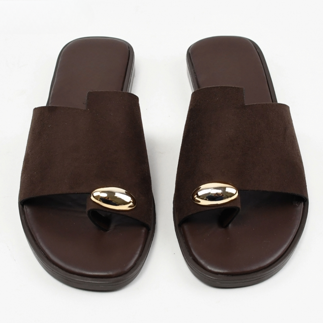 Sandalias Planas con Detalle Metálico